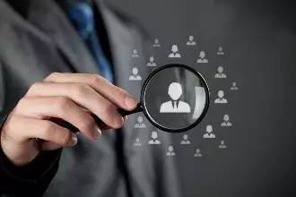 從獵狗與兔子的故事看企業管理中的激勵與目標管理